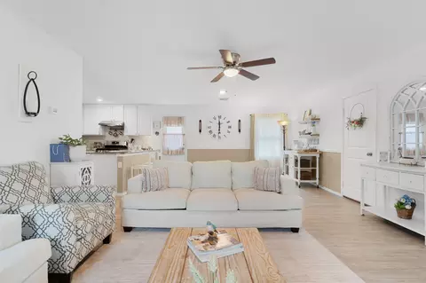 5903 Texas Spur, Seguin, TX 78155