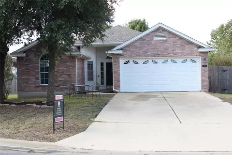 216 Brickyard Ln, Jarrell, TX 76537