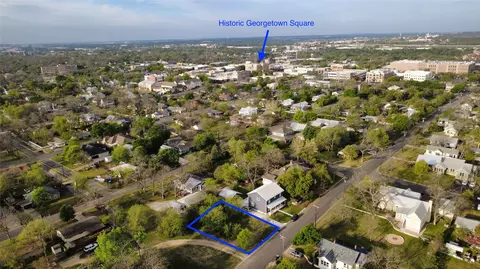 406 E 4th St, Georgetown, TX 78626 photo 5