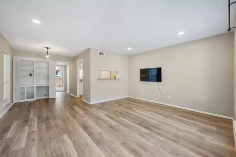 2425 Ashdale Dr #29, Austin, TX 78757