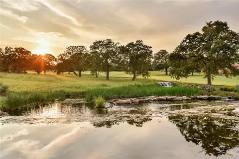 304 Lightning Ranch Pt, Georgetown, TX 78628 photo 13