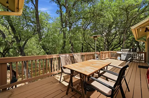 12047 Lincolnshire Dr, Austin, TX 78758