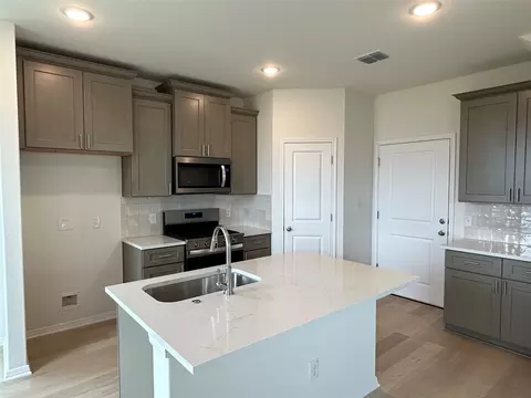 Kitchen - 430 Elephant Island Loop, Kyle, TX 78640 photo 1 of 1