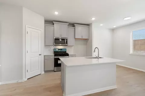 Kitchen - 430 Elephant Island Loop, Kyle, TX 78640 photo 1 of 4