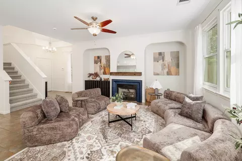 7708 San Felipe Blvd #24, Austin, TX 78729