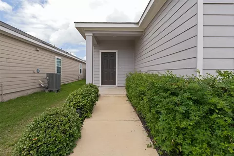 Exterior - 124 Bracken Ln, Maxwell, TX 78656 photo 3 of 6