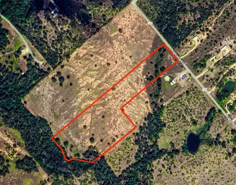 1180 Bugtussle Ln, Luling, TX 78648 photo 2
