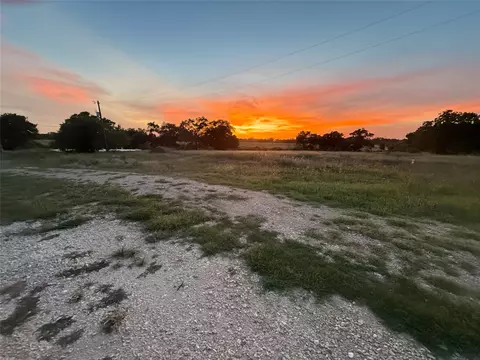 1180 Bugtussle Ln, Luling, TX 78648 photo 22