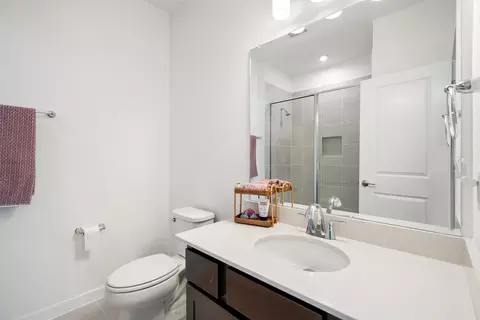 Bath - 4916 Sapri Path, Leander, TX 78641 photo 5 of 5