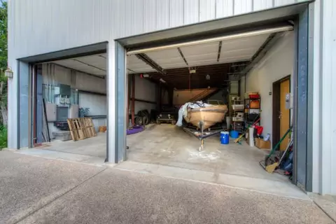 Exterior - 7100 Comanche Trl, Austin, TX 78732 photo 2 of 7