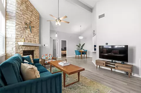6501 Brush Country Rd #137, Austin, TX 78749