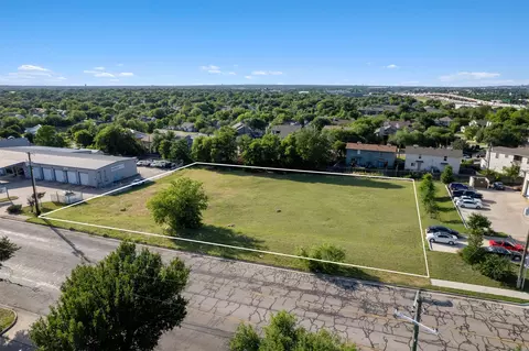 330 Old West Dr, Round Rock, TX 78681
