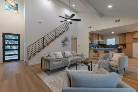415 Baldridge Dr, Austin, TX 78748
