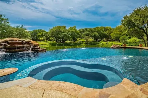 2308 Walsh Dr, Round Rock, TX 78681