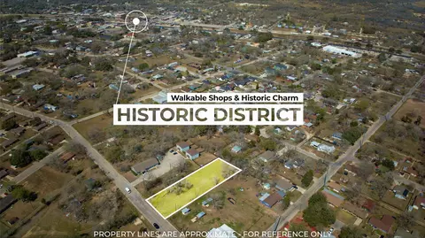 1037 Milam St, Luling, TX 78648 photo 5