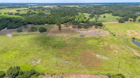 2160 Baca Loop, Flatonia, TX 78941 photo 23