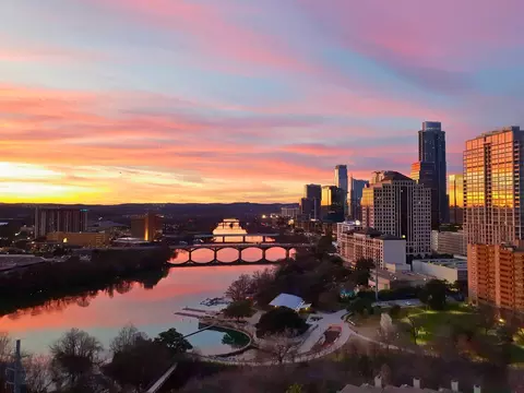 603 Davis St #2011, Austin, TX 78701