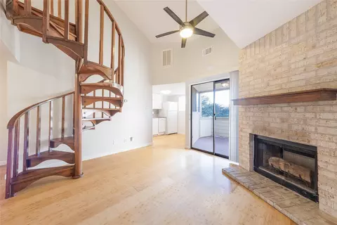 2500 Burleson Rd #512, Austin, TX 78741