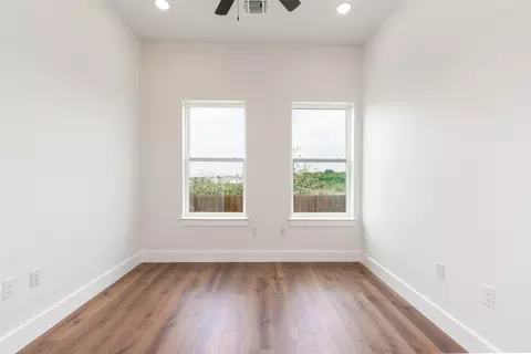 Bedroom - 121 Calvin Smith Ln #A & B, Jarrell, TX 76537 photo 10 of 12
