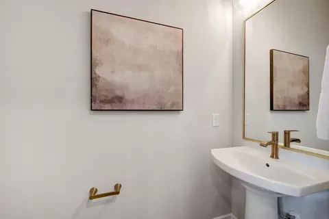 Bath - 5606 Forks Rd, Austin, TX 78747 photo 1 of 5