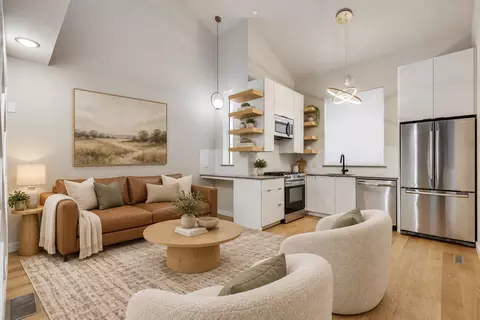 913 Duncan Ln #203, Austin, TX 78705