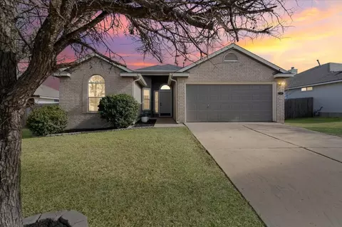 135 Langely, Kyle, TX 78640