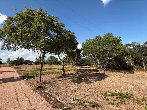 7257 Cr 252, Bertram, TX 78605 photo 5