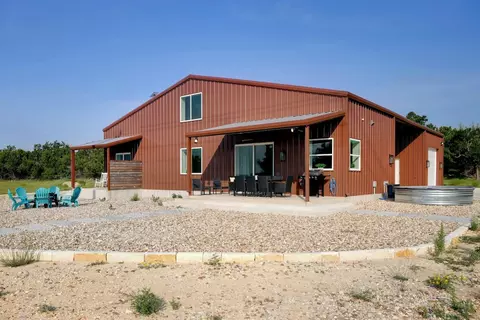 Exterior - 8952 Ranch Rd 165, Blanco, TX 78606 photo 4 of 6