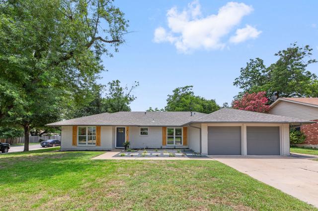 911 Cripple Creek Dr, Austin, TX 78758