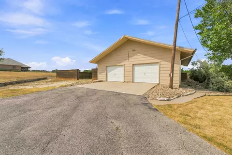 Exterior - 102 Valley View Dr E, Leander, TX 78641 photo 5 of 9