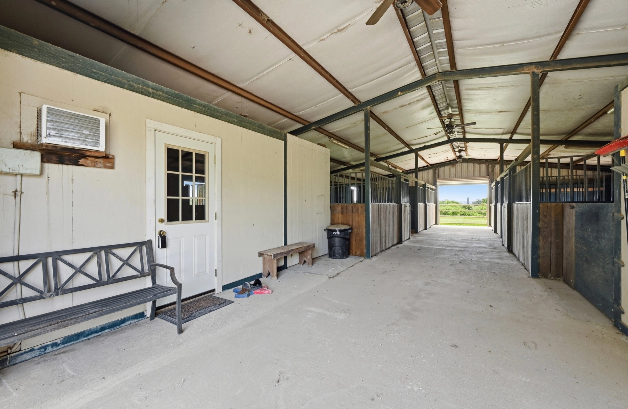 1175 Southern Way, Luling, TX 78648 photo 9