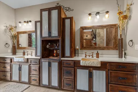 Bath - 175 Wilson Rd, Elgin, TX 78621 photo 1 of 8