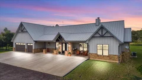 Exterior - 175 Wilson Rd, Elgin, TX 78621 photo 1 of 6