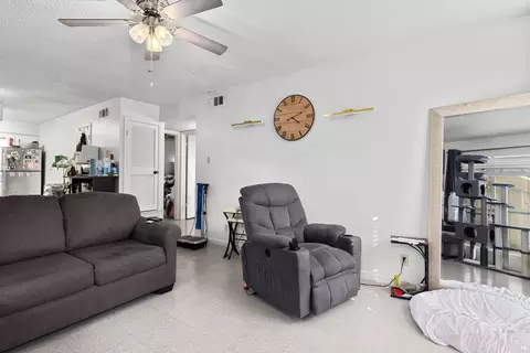 6911 Cooper Ln, Austin, TX 78745