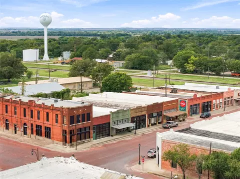 View/Area - 137 E Clark St, Bartlett, TX 76511 photo 3 of 7