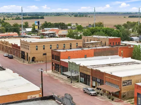 View/Area - 137 E Clark St, Bartlett, TX 76511 photo 2 of 7