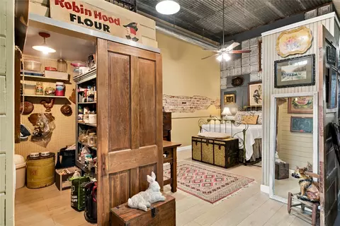 Other - 137 E Clark St, Bartlett, TX 76511 photo 4 of 6
