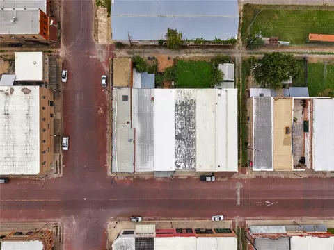 View/Area - 137 E Clark St, Bartlett, TX 76511 photo 7 of 7