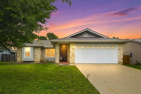 1105 Nottingham Hill Rd, Round Rock, TX 78664