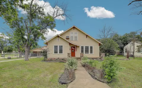 1708 Olive St, Georgetown, TX 78626