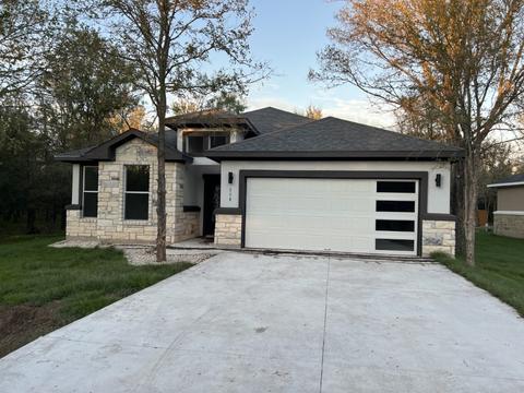 114 Mokulua Ln, Bastrop, TX 78602 | 23 Photos | MLS #2676554 - Movoto