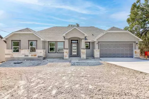 208 S Calvin Barrett St, Blanco, TX 78606