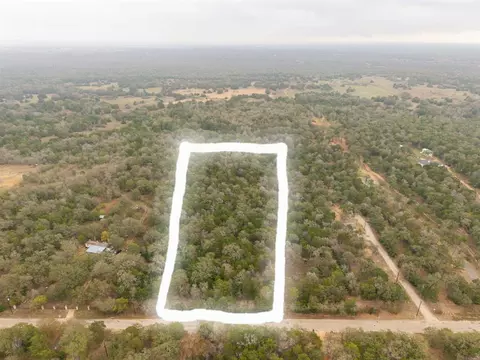 229 Milam Ln, Bastrop, TX 78602