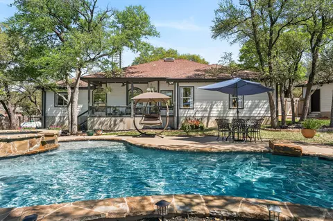 137 Ridgewood Cv, Georgetown, TX 78633