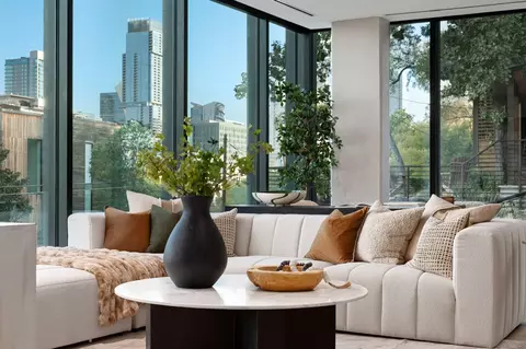 1006 Baylor St #204, Austin, TX 78703