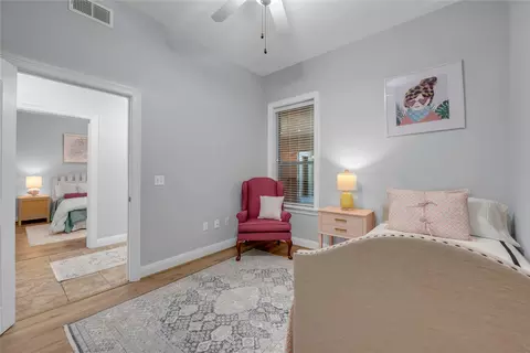 101 W Bank #44, Horseshoe Bay, TX 78657