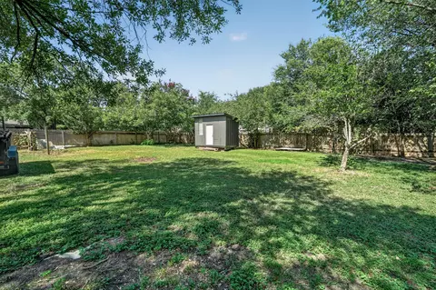 404 Las Cruces St, Buda, TX 78610 photo 18