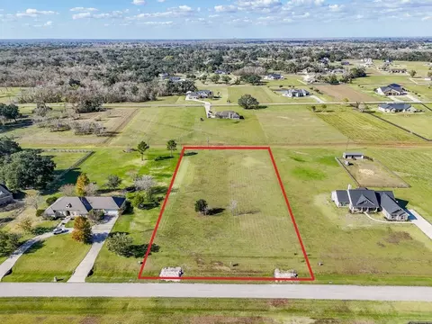 702 Comanche Trail Dr, Rosharon, TX 77583