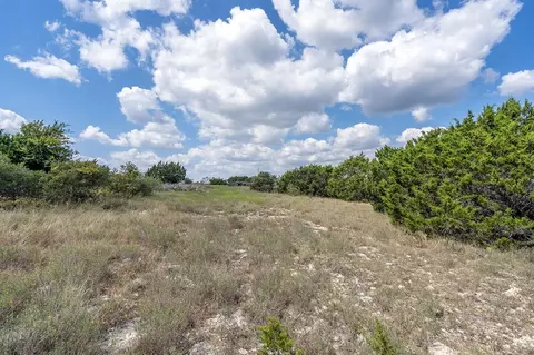 584 Saddle Ridge Dr, Bertram, TX 78605 photo 6