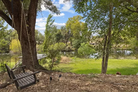1800 Brushy Bend Dr, Round Rock, TX 78681